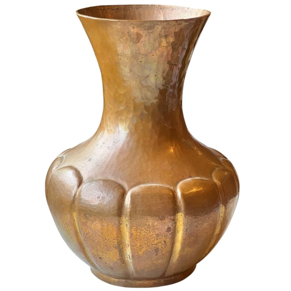 Hand Hammered Copper Vase  10" Tall Seamless Collectible Arts & Crafts Era